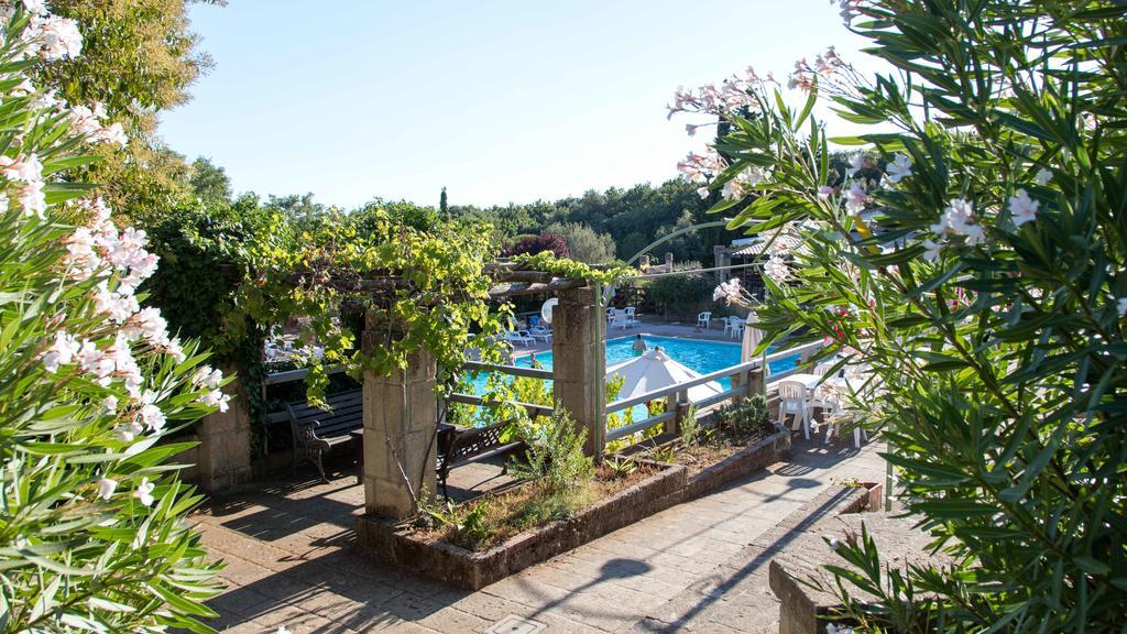 Il Borgo Centro Vacanze Guardistallo Eksteriør billede